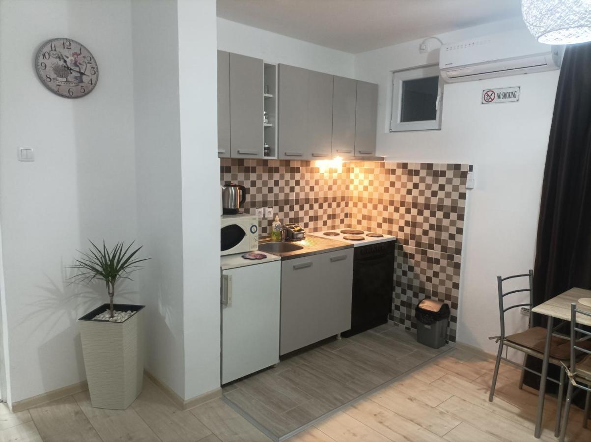 Apartmani Marija Zemun Zemun Polje 외부 사진