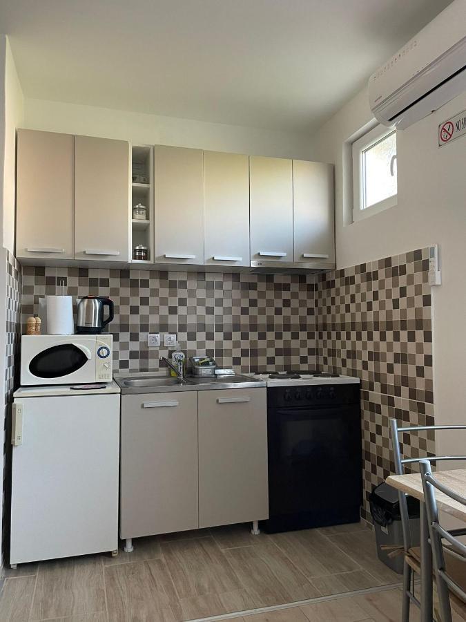Apartmani Marija Zemun Zemun Polje 외부 사진