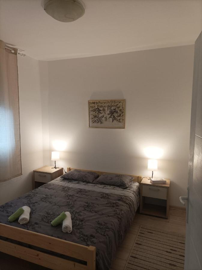 Apartmani Marija Zemun Zemun Polje 외부 사진