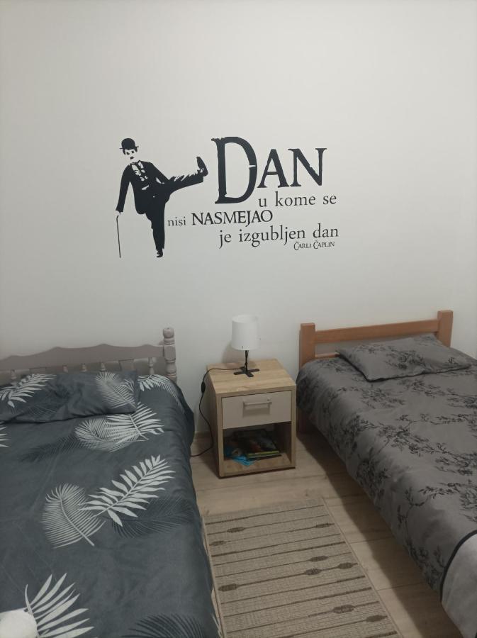 Apartmani Marija Zemun Zemun Polje 외부 사진